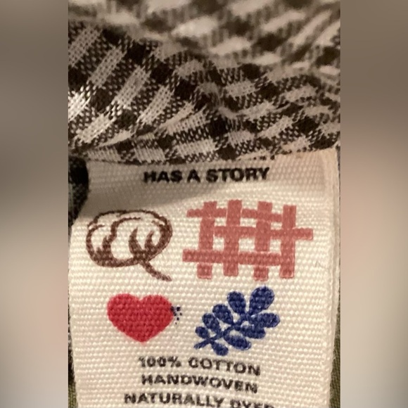 Maiwa Light weave cotton dress med/lg black and white - Picture 10 of 10